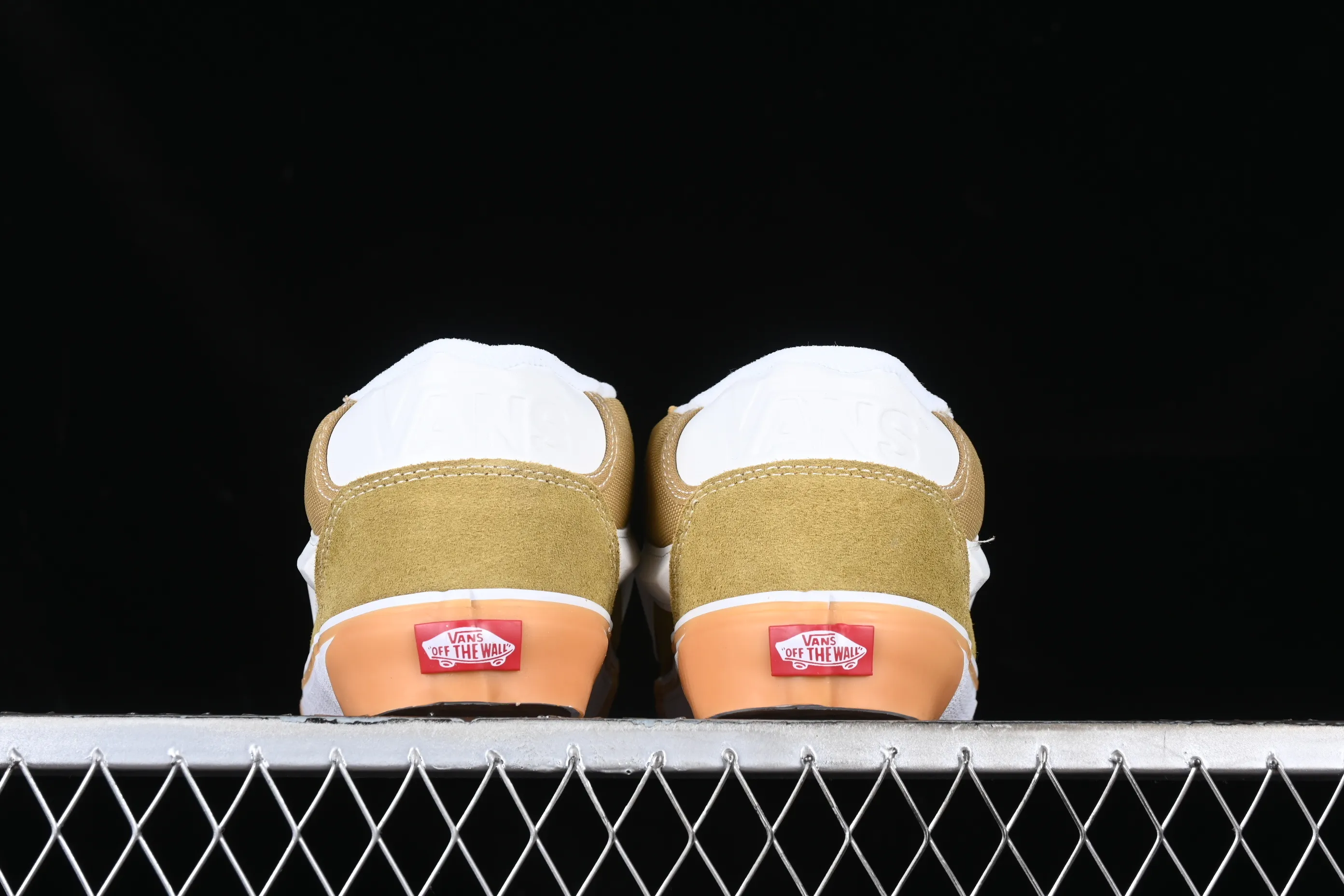 All categories Vans Vans series Vans Mid Vans Zhongbang Vans Knu Skool Vans official fat version of mid-top bread shoes VN000CQ95SMR
